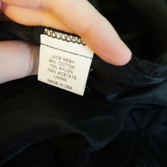 Miguelina Black Floral Lace Casual Skirt Size Small - Picture 9 of 9